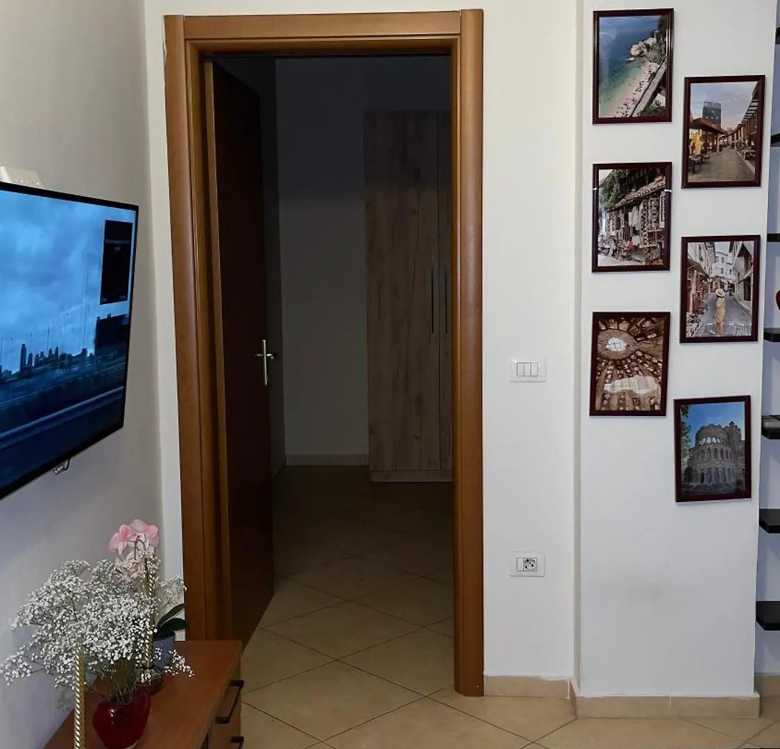 Tirana Apartment Bosco 0*,  ألبانيا
